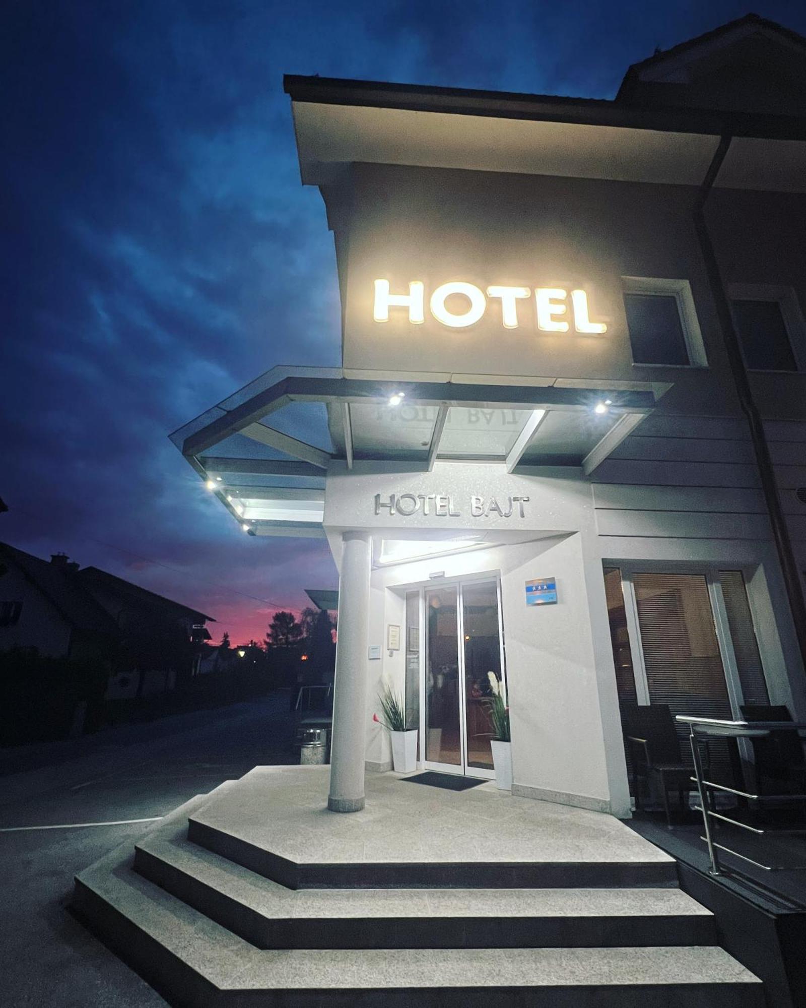 Hotel Bajt Maribor Buitenkant foto
